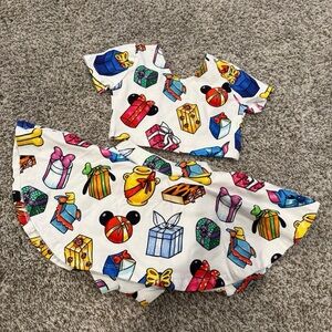 Disney White Gift Print Kids Dress Set